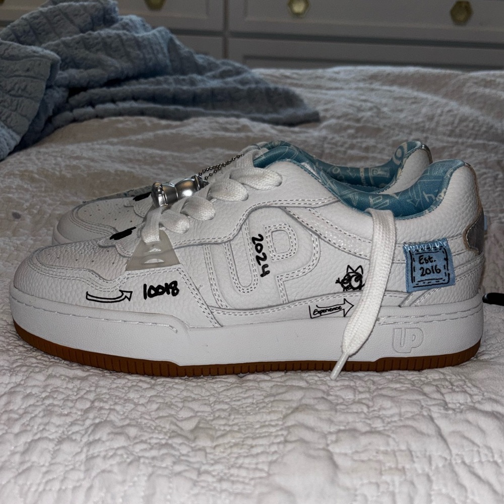 Bluey 2024 Exclusive Ground Up Sneakers